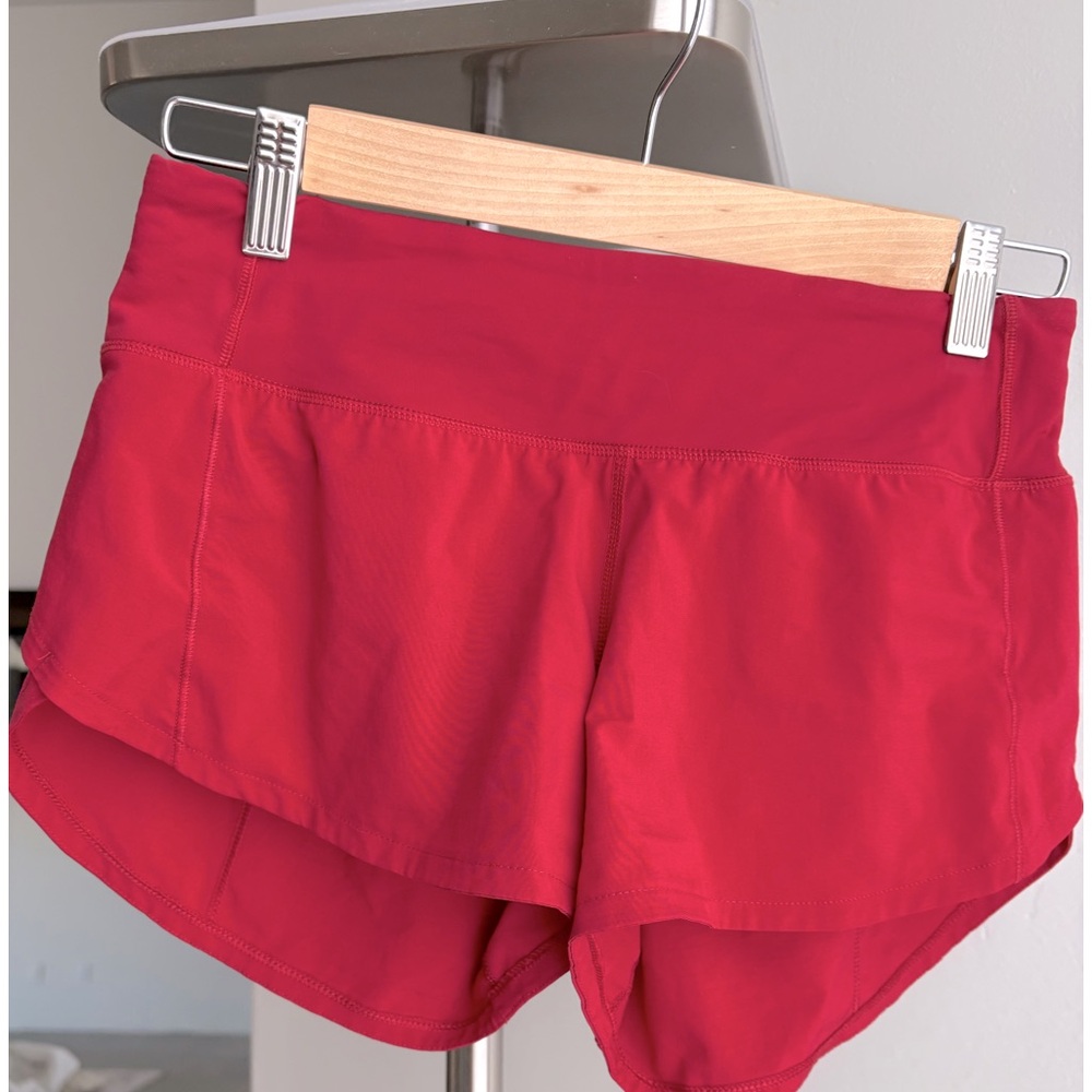 Lululemon speed up red shorts 2 inch inseam size 4